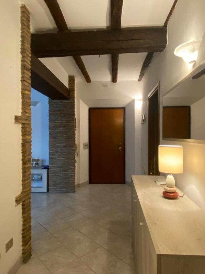 La Fanciulla Velca Apartment ตาร์กวิเนีย ภายนอก รูปภาพ
