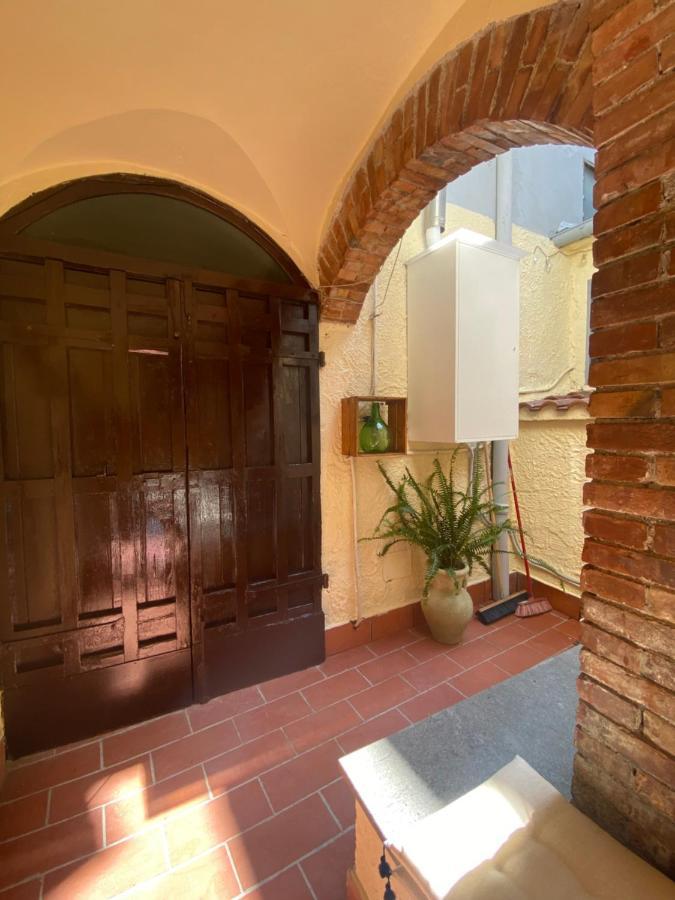 La Fanciulla Velca Apartment ตาร์กวิเนีย ภายนอก รูปภาพ