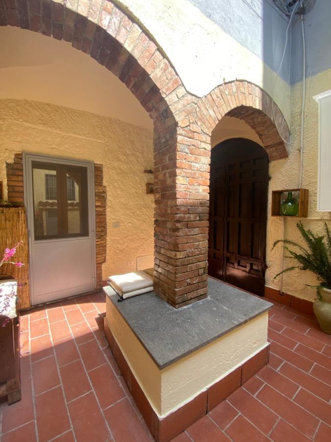 La Fanciulla Velca Apartment ตาร์กวิเนีย ภายนอก รูปภาพ
